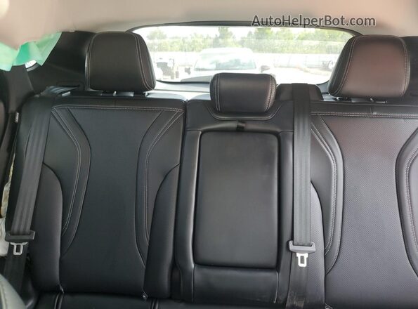 3FMTK3SU9PMA89157 2023 FORD MUSTANG MACH-E PREMI Silver Widok tylnych siedzeń