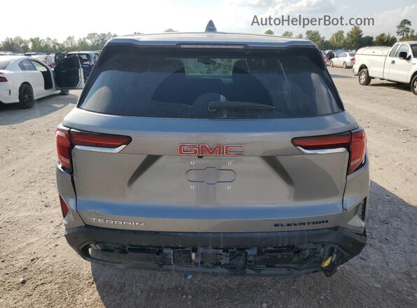 3GKALMEG7TL130894 2026 GMC TERRAIN Silver Vista trasera