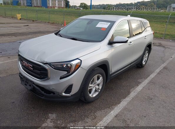 3GKALMEV5ML342712 2021 GMC TERRAIN Silver წინა მარცხენა ხედი სამი მეოთხედიდან