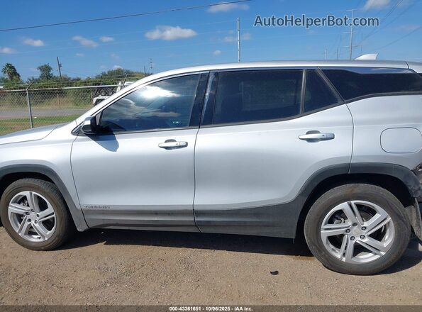 3GKALMEXXJL366274 2018 GMC TERRAIN Silver 