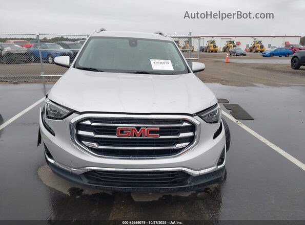 3GKALPEV9ML315708 2021 GMC TERRAIN Silver Widok wnętrza z tyłu
