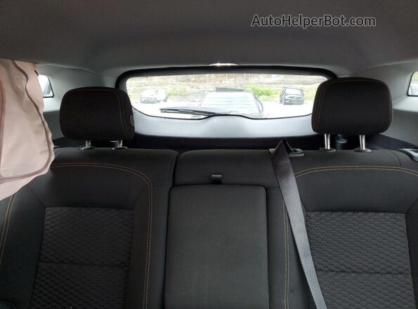 3GKALTEV6LL333946 2020 GMC TERRAIN Silver Widok tylnych siedzeń