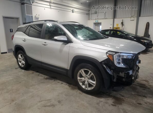 3GKALTEVXNL103751 2022 GMC TERRAIN Silver Delantero derecho