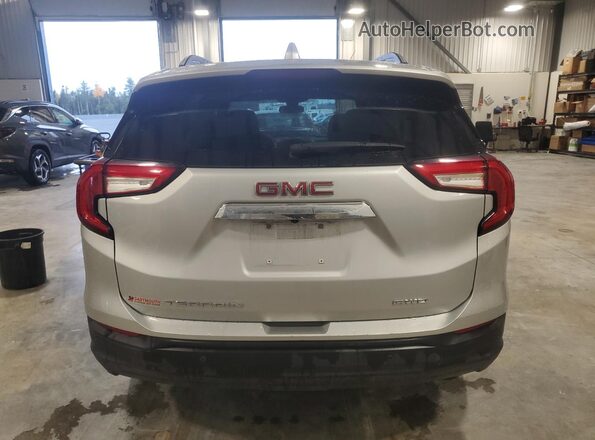 3GKALTEVXNL103751 2022 GMC TERRAIN Silver Vista trasera