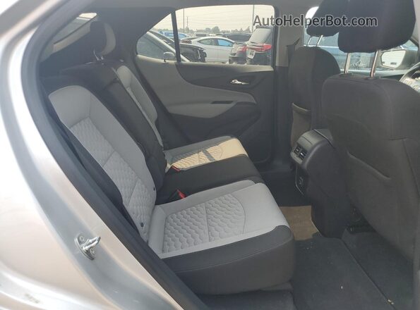 3GNAXHEV7LS708611 2020 CHEVROLET EQUINOX Серебряный Вид задней части салона