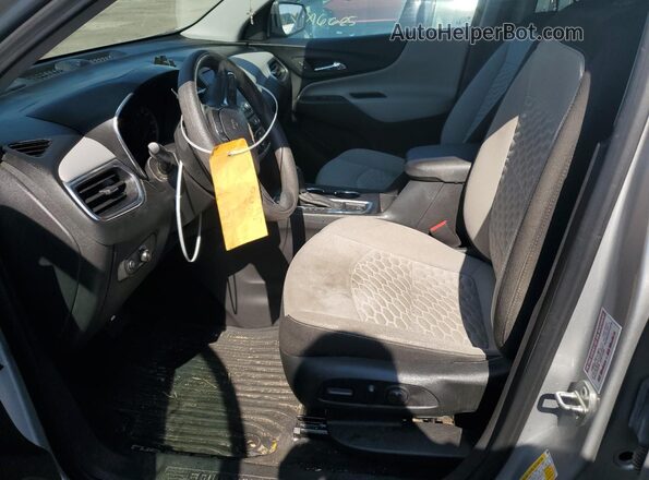 3GNAXHEV7LS708611 2020 CHEVROLET EQUINOX Серебряный Вид салона спереди
