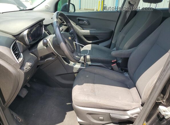 3GNCJKSB8LL289972 2020 CHEVROLET TRAX Black Front interior view