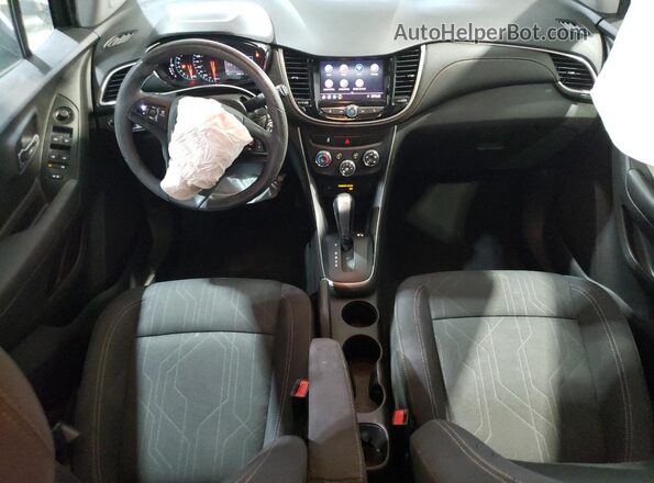 3GNCJLSB2LL238876 2020 CHEVROLET TRAX Black Вид панелі приладів