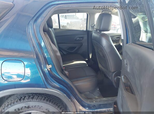 3GNCJLSB5LL110146 2020 CHEVROLET TRAX Blue VIN sticker view