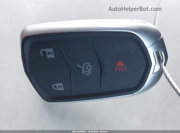 3GNCJLSB5LL110146 2020 CHEVROLET TRAX Blue Dashboard view