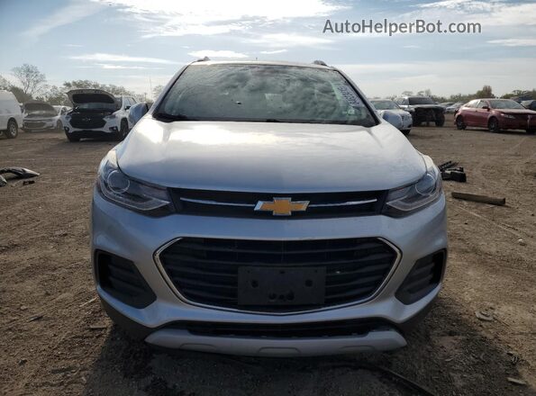 3GNCJLSB6LL213527 2020 CHEVROLET TRAX Silver Vista frontal