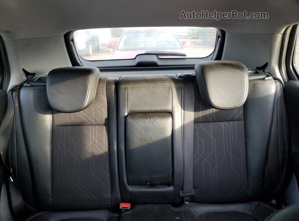 3GNCJLSB6LL311067 2020 CHEVROLET TRAX Silver Вид задніх сидінь