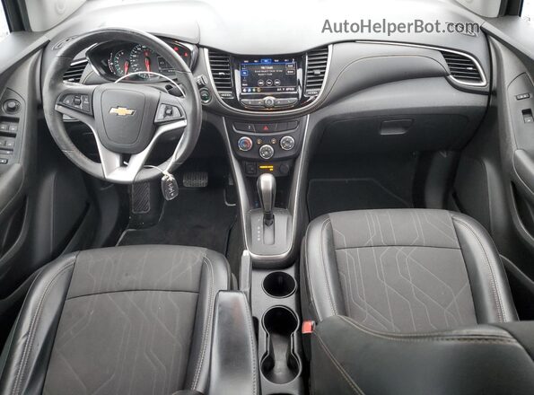 3GNCJLSB7LL310509 2020 CHEVROLET TRAX Silver Vista del salpicadero