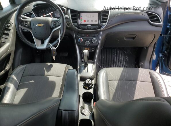3GNCJLSB8LL278959 2020 CHEVROLET TRAX Синий Вид панели приборов