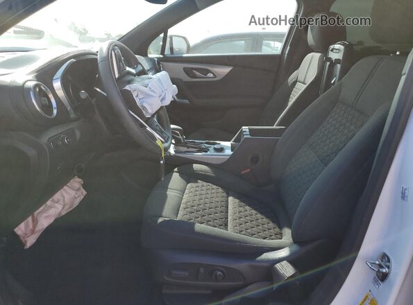 3GNKBCR41NS115773 2022 CHEVROLET BLAZER Белый Вид салона спереди