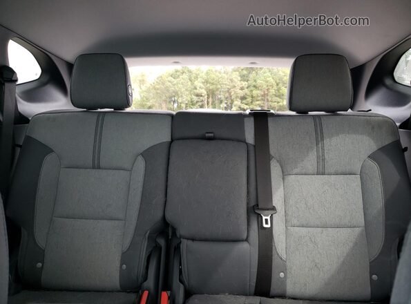 3GNKBCRS0LS711520 2020 CHEVROLET BLAZER Silver Հետևի նստատեղերի տեսք