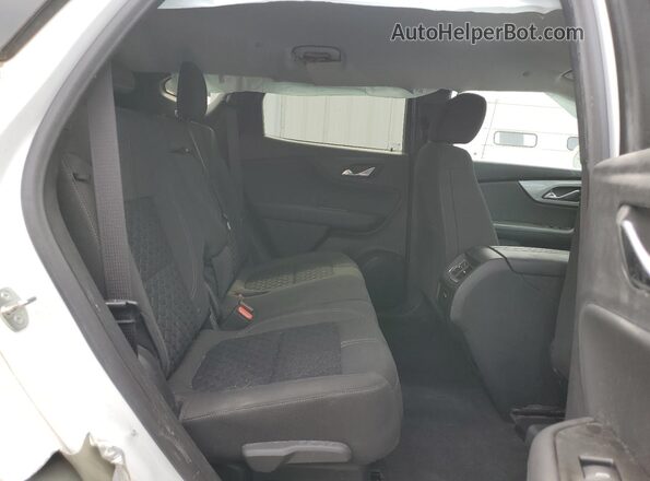 3GNKBCRS6LS550476 2020 CHEVROLET BLAZER White Rear interior view