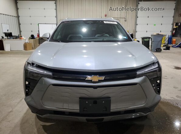 3GNKDBRJ7RS192406 2024 CHEVROLET BLAZER Silver Vista frontal