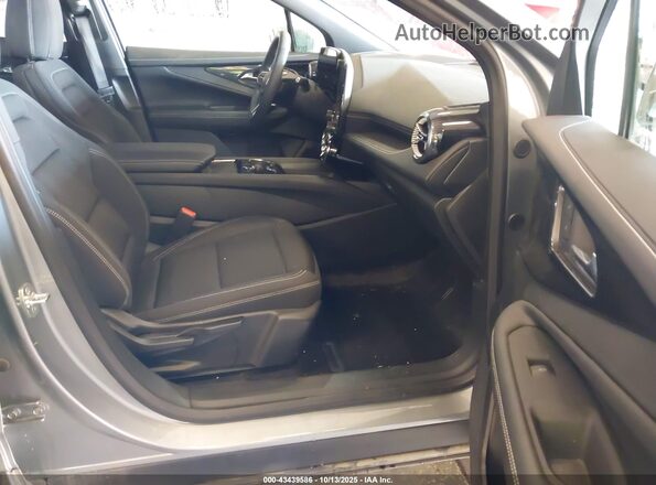 3GNKDBRM2SS215137 2025 CHEVROLET OTHER Silver Front interior view