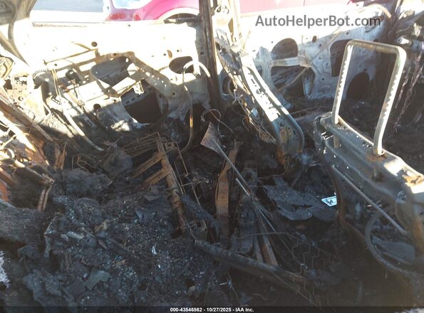 3GNKDGRJ3SS112229 2025 CHEVROLET OTHER White Rear seats view