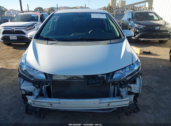 3HGGK5H4XLM732958 2020 HONDA FIT Белый Вид задней части салона