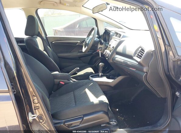 3HGGK5H50HM712184 2017 HONDA FIT Black Widok wnętrza z przodu