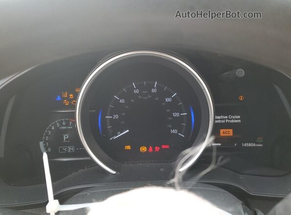 3HGGK5H82JM710825 2018 HONDA FIT Серебряный 