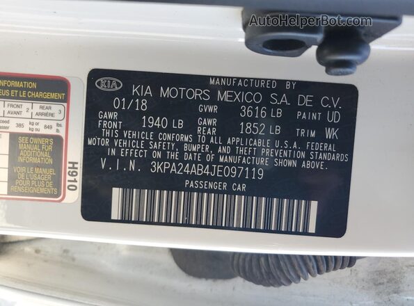 3KPA24AB4JE097119 2018 KIA RIO Белый 