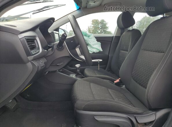 3KPA24AD0LE297404 2020 KIA RIO Silver წინა სალონის ხედი