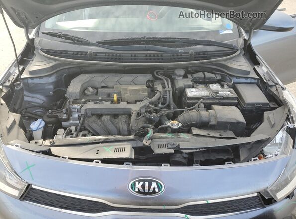 3KPA24AD0LE317991 2020 KIA RIO Gray Rear interior view
