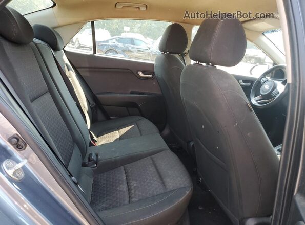 3KPA24AD1LE295970 2020 KIA RIO Gray Vista de los asientos traseros