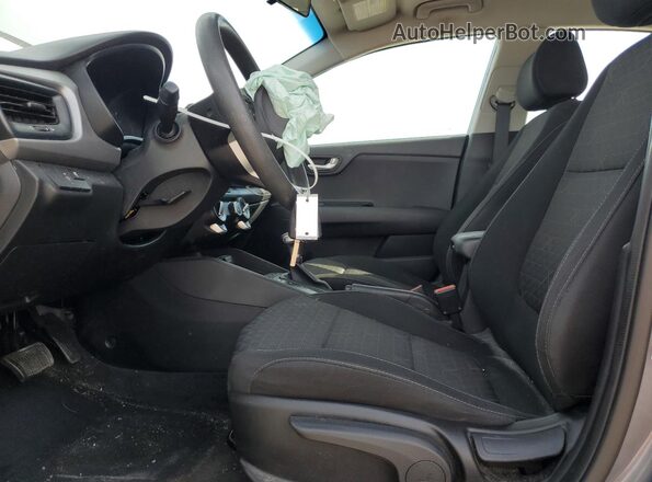 3KPA24AD1LE309205 2020 KIA RIO Gray Front interior view