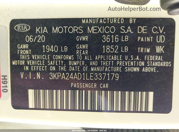 3KPA24AD1LE337179 2020 KIA RIO White Vista del compartimento del motor