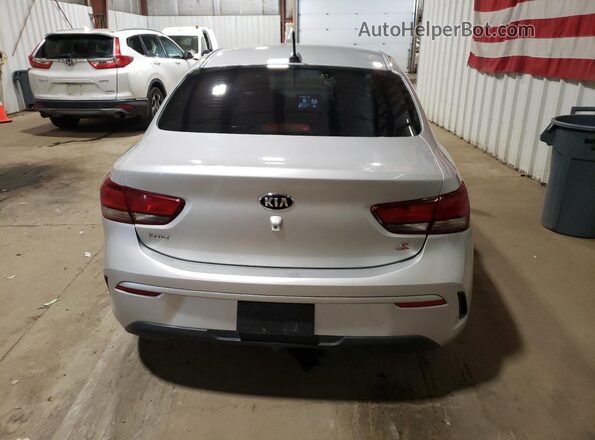 3KPA24AD1ME401321 2021 KIA RIO Серебряный Вид сзади