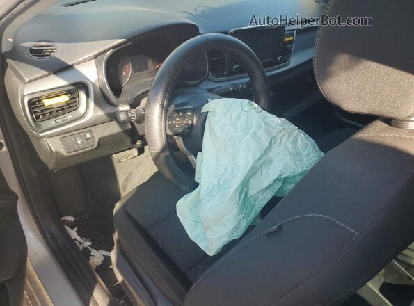 3KPA24AD2LE286193 2020 KIA RIO Black Widok deski rozdzielczej