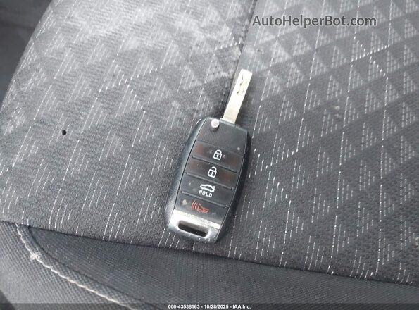 3KPA24AD2LE321864 2020 KIA RIO Blue Vista del salpicadero