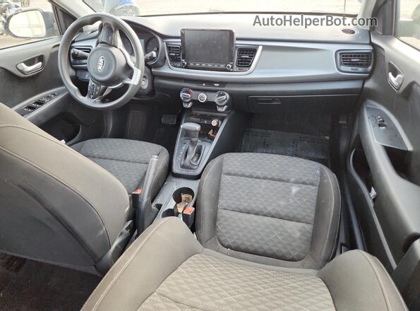 3KPA24AD2ME381841 2021 KIA RIO Черный Вид панели приборов