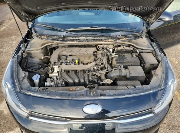 3KPA24AD2ME381841 2021 KIA RIO Черный Вид задней части салона