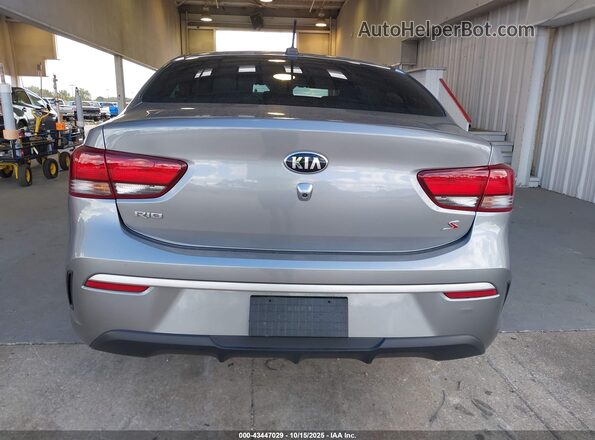 3KPA24AD2ME384349 2021 KIA RIO Gray 