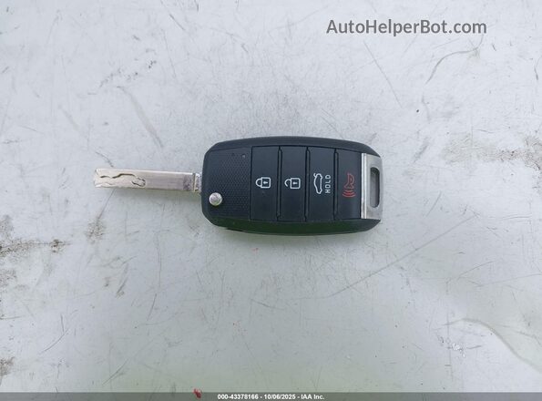 3KPA24AD3LE263098 2020 KIA RIO Черный Вид панели приборов