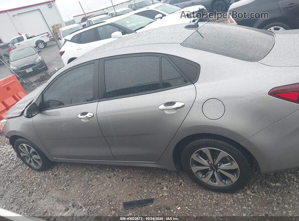 3KPA24AD4NE504783 2022 KIA RIO Silver 