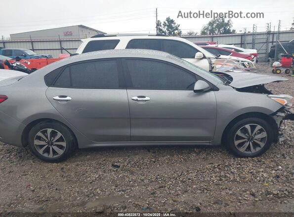 3KPA24AD4NE504783 2022 KIA RIO Silver Панорамний вид салону 360°