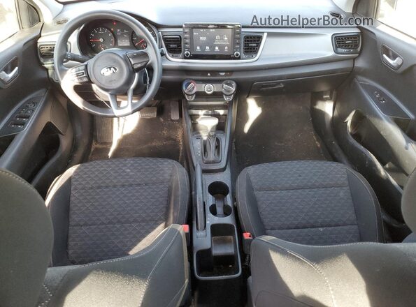 3KPA24AD5LE309465 2020 KIA RIO Black Dashboard view