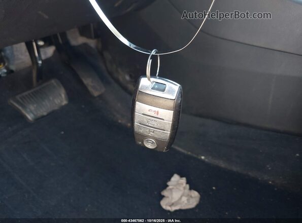 3KPA24AD5NE466464 2022 KIA RIO Белый Вид панели приборов