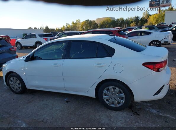 3KPA24AD7NE493620 2022 KIA RIO White Vista interior de 360 grados