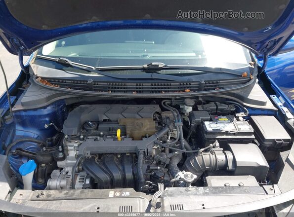 3KPA24AD8LE256339 2020 KIA RIO Blue Rear view