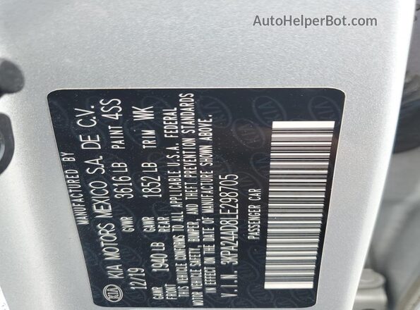 3KPA24AD8LE298705 2020 KIA RIO Silver Widok komory silnika