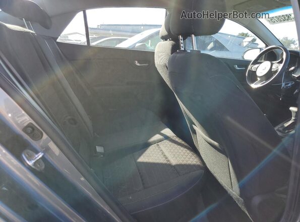 3KPA24AD8LE344632 2020 KIA RIO Gray Rear seats view
