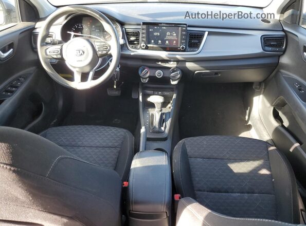 3KPA24AD8LE344632 2020 KIA RIO Gray Dashboard view