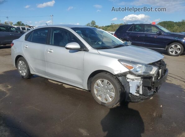 3KPA24AD8ME368866 2021 KIA RIO Silver წინა მარჯვენა